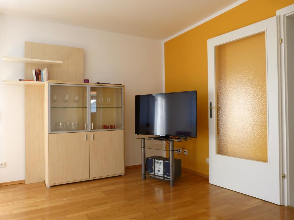 Ferienwohnung Kern Bodensdorf Szoba fotó